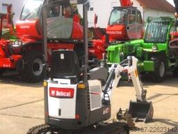 BOBCAT E 10 z * 2x Löffel * * Verstellfahrwerk *