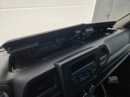 NISSAN Interstar Koffer Acenta Ladebordwand/Zwillingsbe