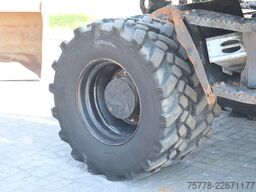 Hitachi ZX140 ZX140W-3 | ROTOTILT & BUCKET | DUTCH MACHINE