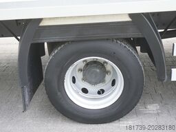 Renault D13 / 90 tho km !!! / Meat hooks
