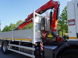 Renault C280 DTI 8 / FASSI crane 5.6T / range 8m