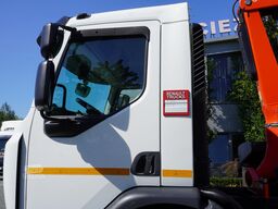Renault C280 DTI 8 / FASSI crane 5.6T / range 8m