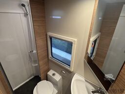 WEINSBERG CaraCore 650 MF Automatik, Rahmenfenster, ISOFIX