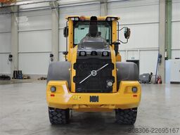 VOLVO L90H New Bucket + Tyres