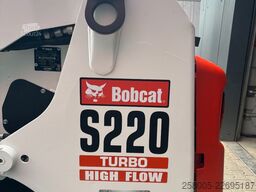 BOBCAT S 220 Kompaktlader - High Flow