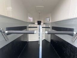 HUMBAUR Xanthos Pferdeanhänger 2,4t SK NEU !100km/h