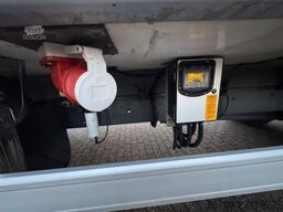 DAF LF 16.260 Tiefkühlkoffer mit Ladebordwand
