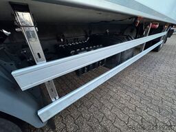 DAF LF 16.260 Tiefkühlkoffer mit Ladebordwand