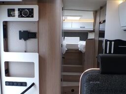 BÜRSTNER Lyseo Time Skyline 726 G Safety Paket, Hubbett