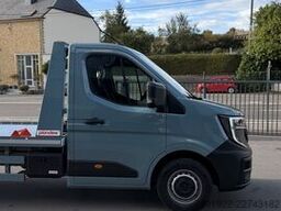porte voiture 3.5kg+remorque gala3.5kg Renault master automatique  2.0l 170ch