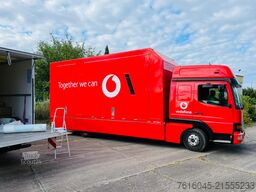 Mercedes-Benz mobiler Messestand Messefahrzeug Showroo
