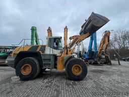 Liebherr L566