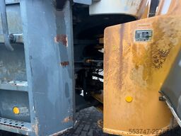 Liebherr L566