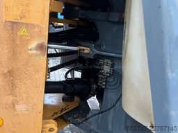 Liebherr L566
