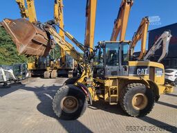 Caterpillar 930G