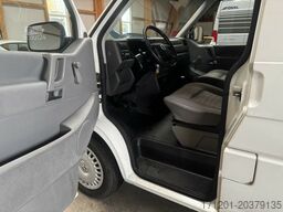 VOLKSWAGEN T4 Caravelle 2.5 TDI Syncro Sperre 1. Hand!