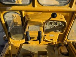 CATERPILLAR D7E Bulldozer with ripper