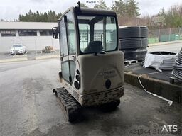 Terex HR1.6 with bucket