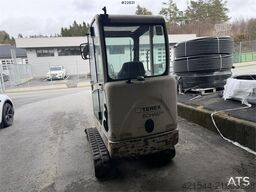 Terex HR1.6 with bucket