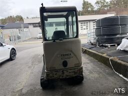 Terex HR1.6 with bucket