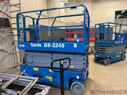 Genie GS-3246 scissor lift. 194 hours!