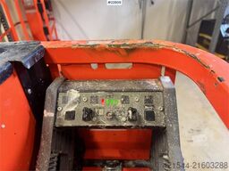 JLG 1230ES scissor lift. 230 hours.