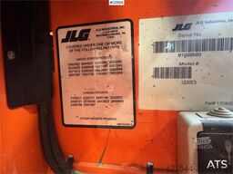 JLG 1230ES scissor lift. 230 hours.