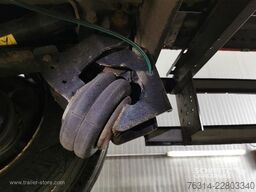 Schmitz Cargobull Curtainsider Standard Staplerhalterung Getränke
