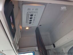 DAF CF 410 Bakwagen + Onderschuif klep