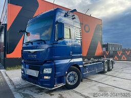 MAN TGX 33.560 6x4 CHASSIS L=6907 mm