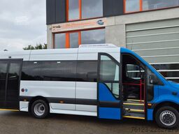 MERCEDES-BENZ Sprinter 517 Heckniederflur Vorlauffahrzeug