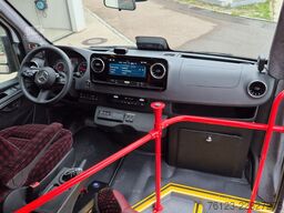 MERCEDES-BENZ Sprinter 517 Heckniederflur Vorlauffahrzeug