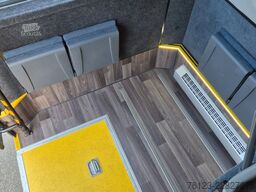 MERCEDES-BENZ Sprinter 517 Heckniederflur Vorlauffahrzeug