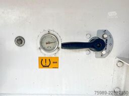 Benalu BENALU 65 m3 volume 6380 kg, MERCEDES AXLES, DI...