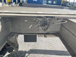 Benalu BENALU 65 m3 volume 6380 kg, MERCEDES AXLES, DI...