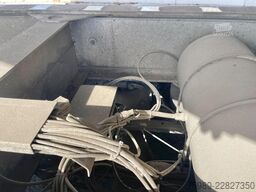 Benalu BENALU 65 m3 volume 6380 kg, MERCEDES AXLES, DI...