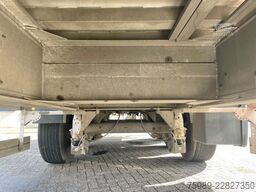 Benalu BENALU 65 m3 volume 6380 kg, MERCEDES AXLES, DI...