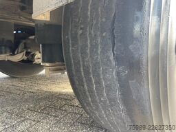 Benalu BENALU 65 m3 volume 6380 kg, MERCEDES AXLES, DI...