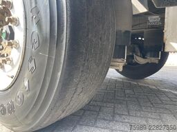 Benalu BENALU 65 m3 volume 6380 kg, MERCEDES AXLES, DI...