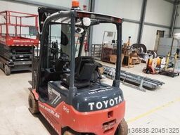 Toyota Traigo 48-8FBM20T Elektro 2,00 t