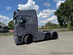 SCANIA S530 V8 6x2