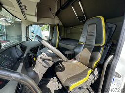 Volvo FH 16.750 6x4 Globe XL Chassis Retarder 4.30 Wb...