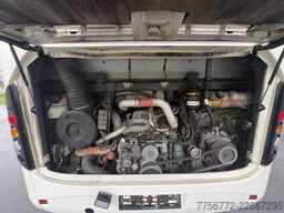 Volvo 8900