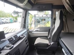 MAN TGX 18.430 / BDF 7.5 m / sleeping cab