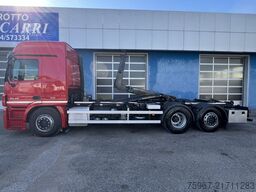 Mercedes-Benz Actros 2548