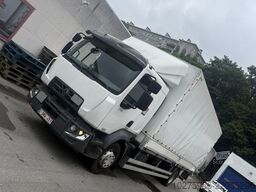 Renault Trucks D240