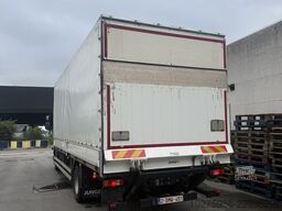 Renault Trucks D240