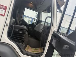 Renault Trucks D240
