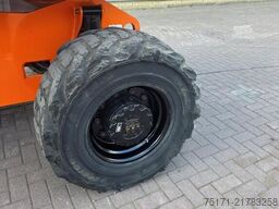 JLG 860SJ Diesel, 4x4 Drive, 28.2m Working Height, 22.