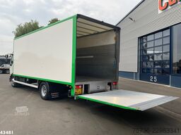 Volvo FL 250 Euro 6 met Dhollandia laadklep
